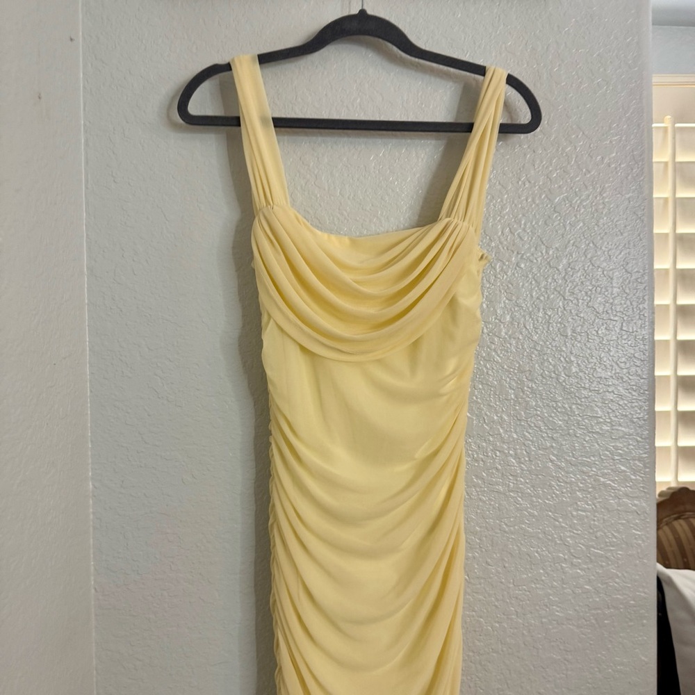 Chic Yellow Ruched Midi Dress - Picture 7 of 9
